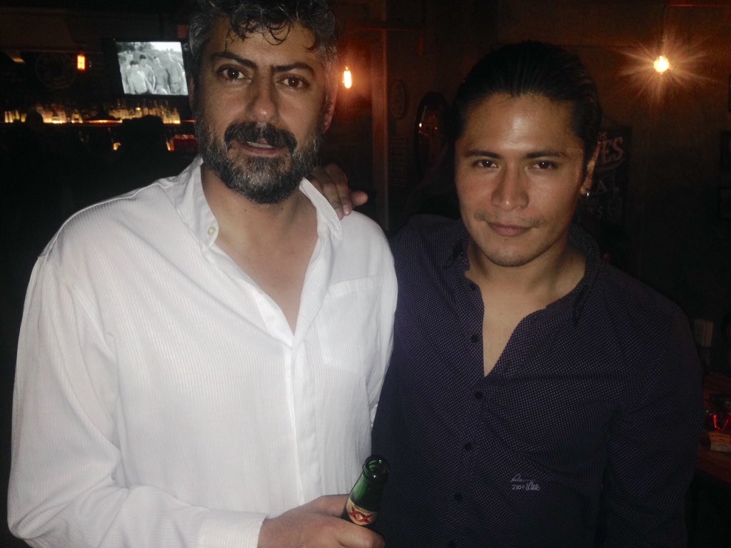 forwardpelicula's tweet photo. WRAP FORWARD PARTY! @hbedwellk @pirujosky @HaroldTorres9 @axelricco @Karen_Leone_ @lisette_morelos @OscarToledano https://t.co/lHDNjNj5ze
