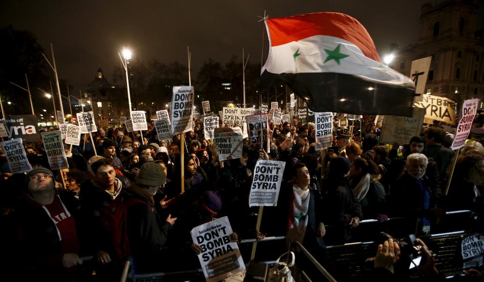 British parliament votes in favor of airstrikes against #ISIS in Syria bit.ly/1Q1rDVd