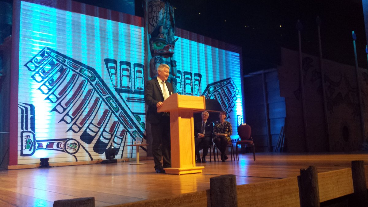 CanMusHistory's tweet photo. Mr. Peter Elsaesser, CEO, #MuseumsPartner, speaking about the global success of the #Vikings exhibition. https://t.co/Ru9fdnVBLU