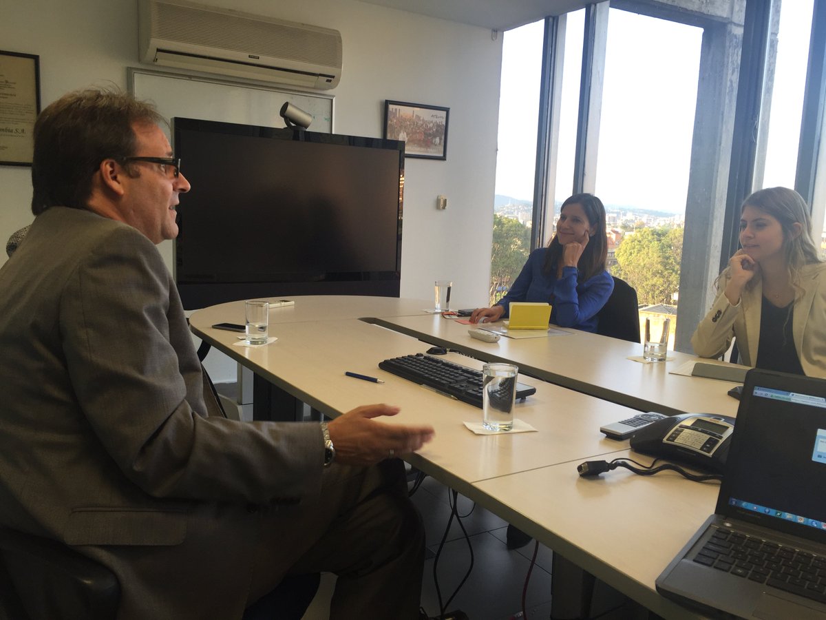 Hoy reunidos <a href="/MincomercioCo/">MinComercio Colombia</a> <a href="/MarianaSarastiM/">Mariana Sarasti M</a> <a href="/PROCOLOMBIACO/">PROCOLOMBIA</a> buscando crecimiento del sector de Contact Center y BPO