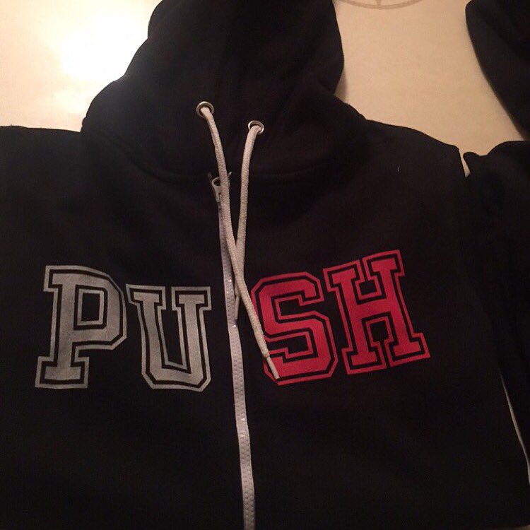 mrlonte_'s tweet image. Game day hoody get yours! #pushlife