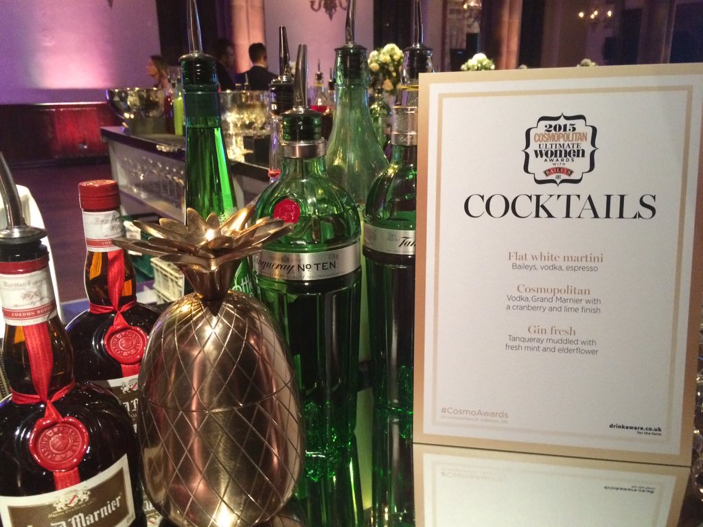TheAC_Parties's tweet photo. #CosmoAwards @oneeventslondon this evening, great to be working with @the_rum_runner to deliver delicious cocktails https://t.co/u4T5Q68Y81