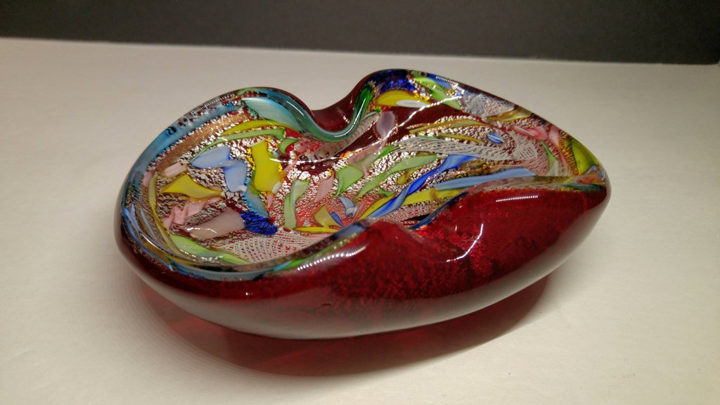 myfirkintweets's tweet photo. We have a new firkin listing ! Murano filigree Art Ruby Red Glass Bowl Ashtray-Latticino R… https://t.co/bb2vxPwotz https://t.co/bvkVDewdTh