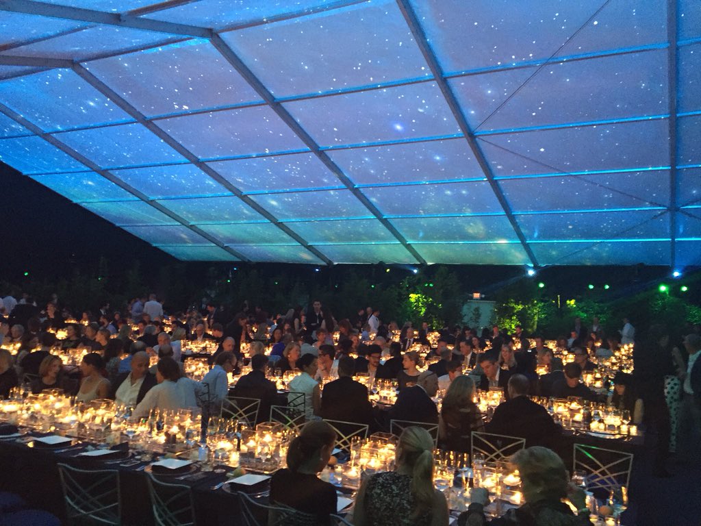 CamronPR's tweet photo. This evenings #DesignVisionary Award dinner for #YvesBehar presented by @PaneraiOfficial Panerai #designmiami https://t.co/WP2tNSpubB
