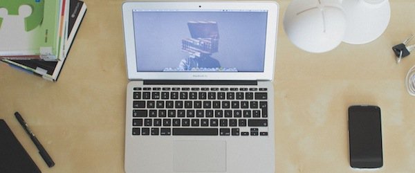 hootsuite's tweet image. These blogs know what their doing: ow.ly/VoXuU Strategy lessons from amazing blogs