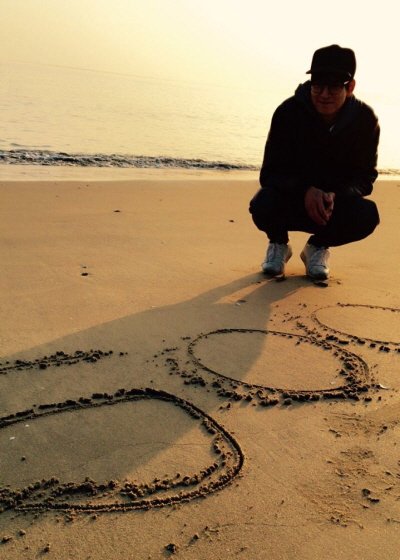 <#검은사제들> 펑펑내리는 눈과 함께 빅뉴스~ 11월 역대 한국영화 최초 500만 돌파!!!! #김윤석, #강동원 #박소담 인증샷 공개! (이와중에 500원들고...