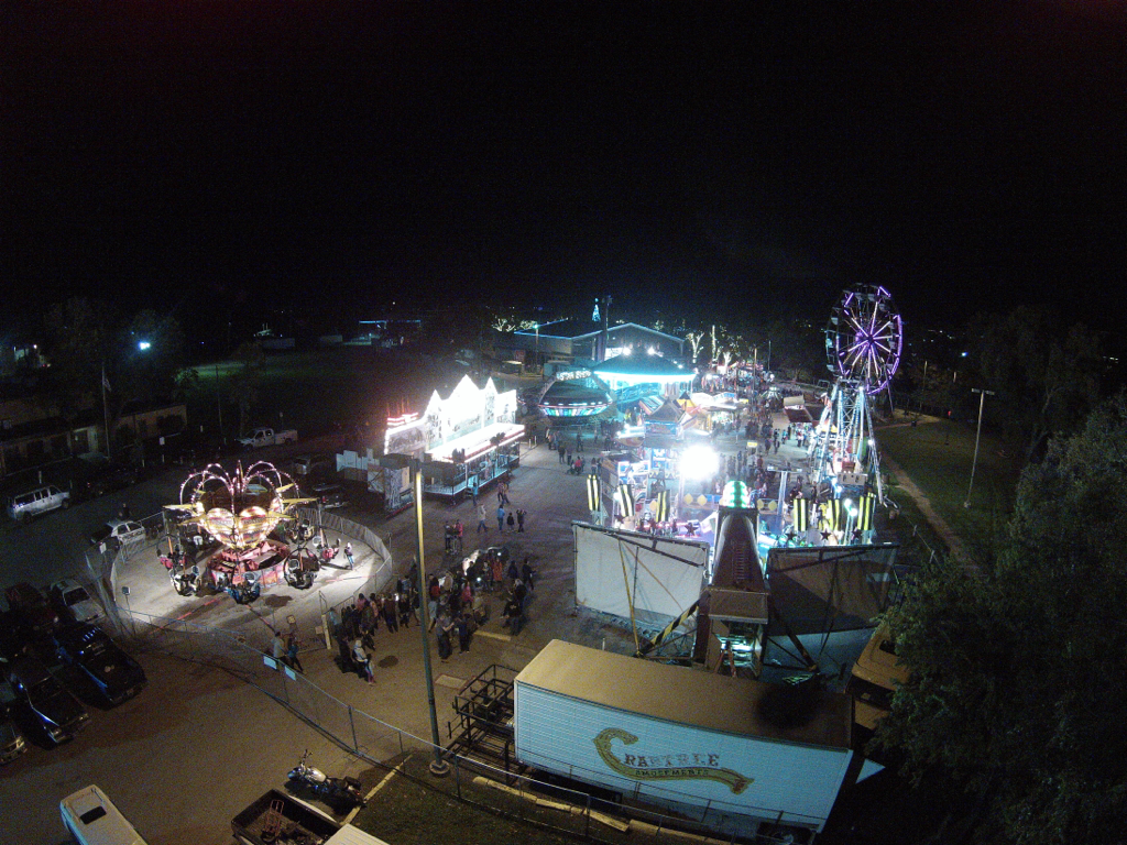 FromAboveTX's tweet photo. Took a quick flight over Sights and Sounds in #SMTX Great Christmas tradition. https://t.co/IcV1oug0TP https://t.co/NjGbbEddWX