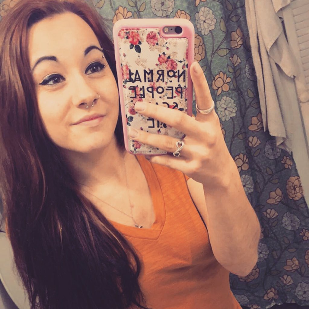 piercdxtattooed's tweet photo. #girlswithpiercings #girlswhovape #normalpeoplescareme https://t.co/dpqZlkp2I1