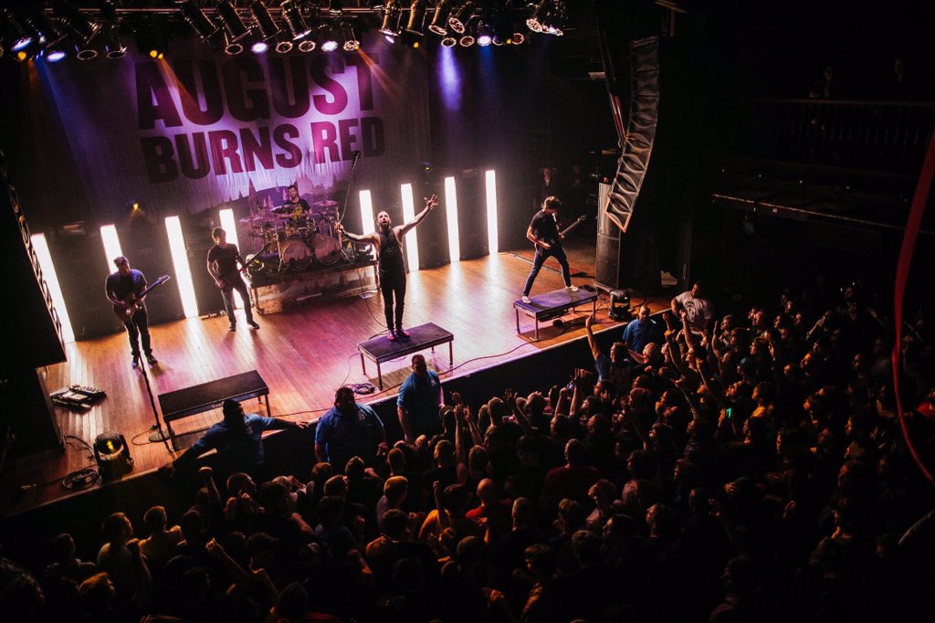 augustburnsred tweet picture