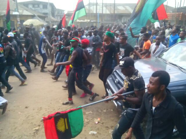 valbrownmc's tweet photo. BIAFRA OR DEATH: BEHOLD HEROIC INDIGENOUS PEOPLE OF BIAFRA UNDER THE LEADERSHIP OF #NNAMDIKANU, ABDUCTED BY BUHARI. https://t.co/n4zeGFwG3k