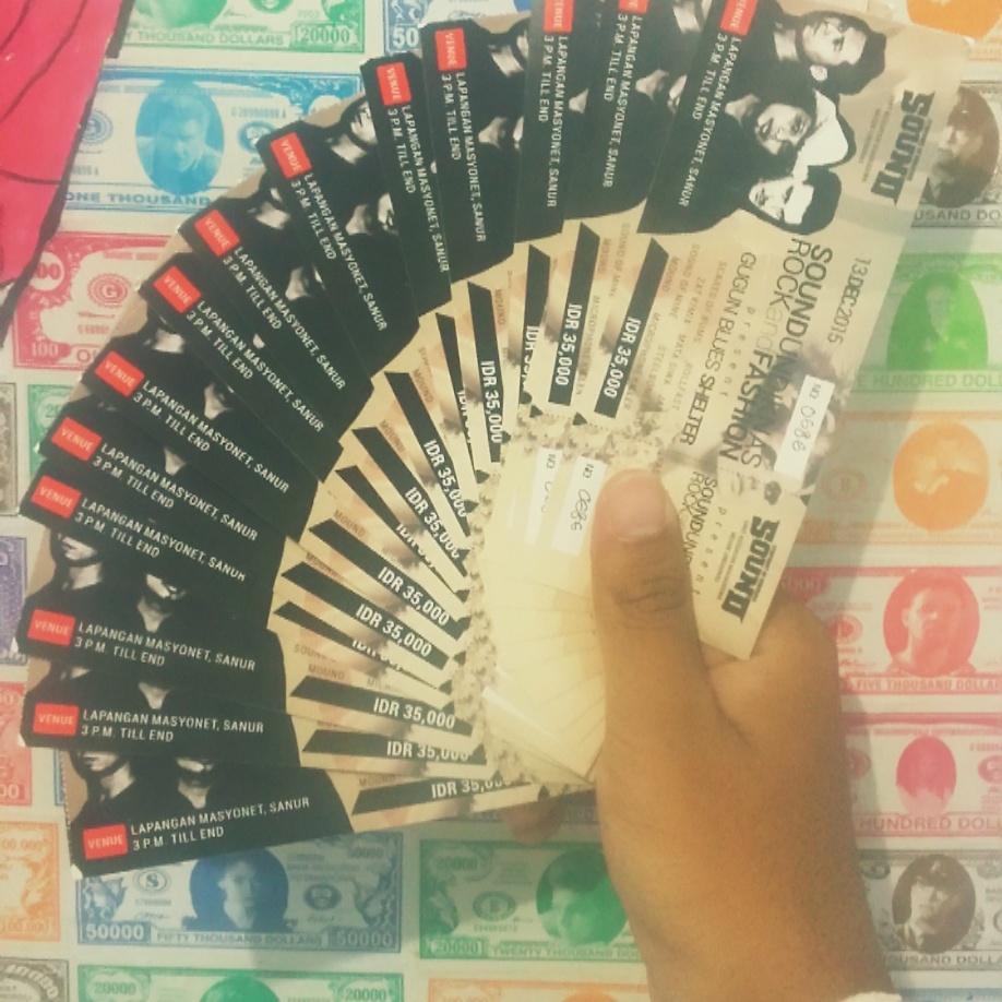 Ayo dibeli2 kawan2 sebelum kehabisan, harga 35k , kalo beli 2 cukup 60k aja. 
Guesststar
" GUGUN BLUES SELTHER"