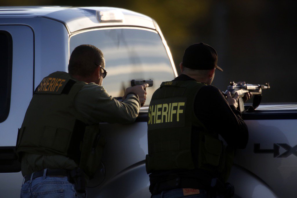 yamphoto's tweet photo. Photos from #SanBernardino by our photogs @MarkBoster @GinaFerazzi @RickLoomis &amp; @photospice https://t.co/VgpbbiT55N https://t.co/3y3PhOzYct