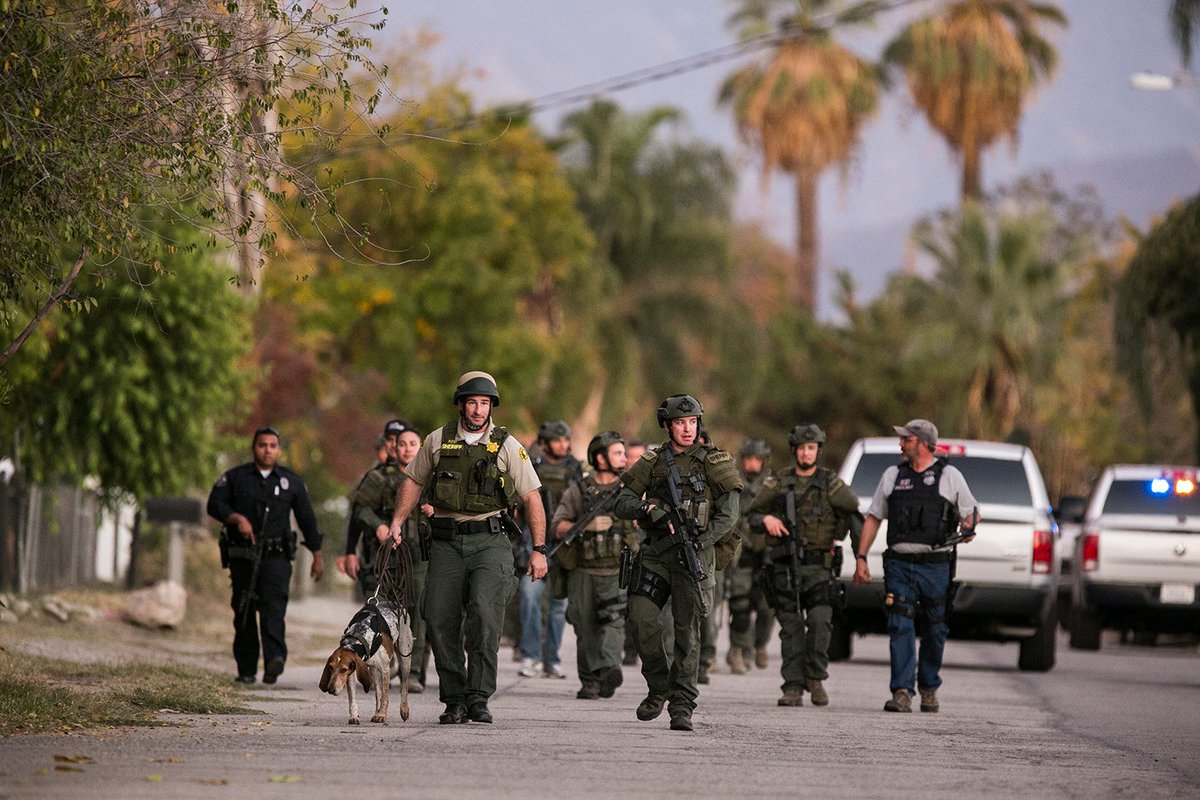 yamphoto's tweet photo. Photos from #SanBernardino by our photogs @MarkBoster @GinaFerazzi @RickLoomis &amp; @photospice https://t.co/VgpbbiT55N https://t.co/3y3PhOzYct