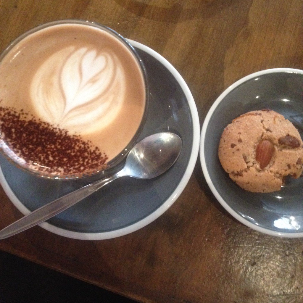 dormousesighs's tweet photo. @2PocketAU had a closing down party today and I'm v sad but v thankful for the memories, coffee and cool people 😭❤️ https://t.co/6MEbHawUCJ