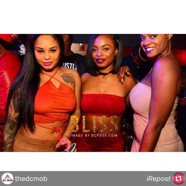 Nelle_101's tweet photo. 🚨#FantasyFridays BE LIT❗18+ ️LADIES FREE ALLNIGHT⛔️FELLAS FREE TIL 12⛔️ @BlissClubDc | txt #Freshgeek to 2024310322❗ https://t.co/QiihESNlMc