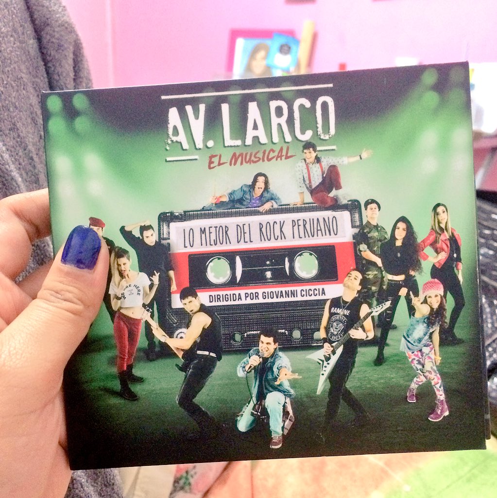 analucubaa's tweet photo. #millenialsproblem
Recibir un Cd y Esperar a que mi papá o mi mamá se desocupen de la compu para escucharlo. https://t.co/zrhWU6iwsW
