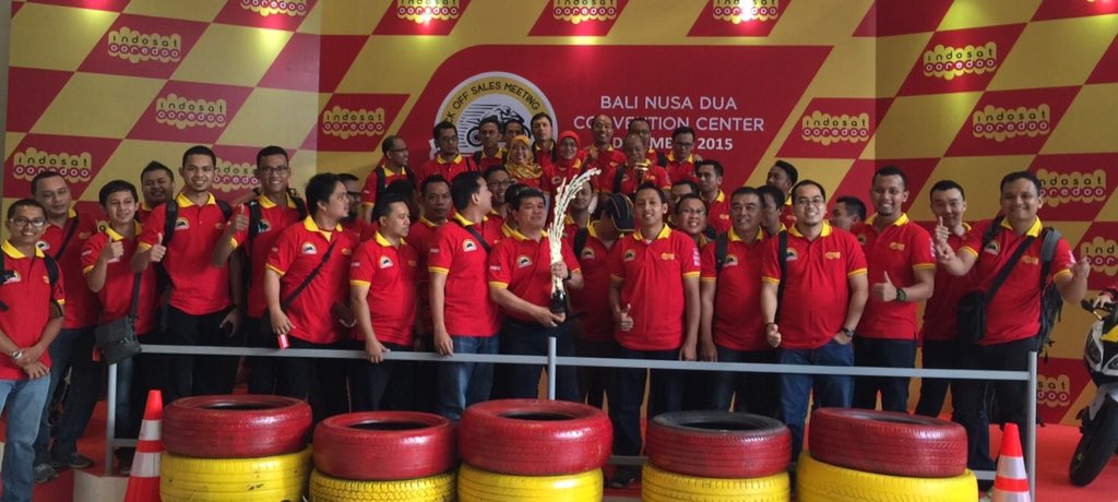 nazwirlubis's tweet photo. All Sumatera Racer READY #Speedupandwin @IndosatOoredoo https://t.co/Isjjv1H7e8