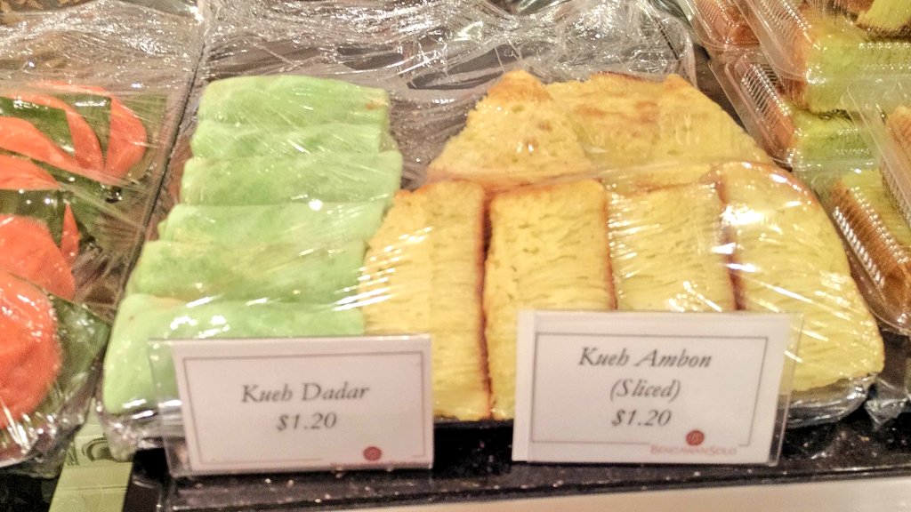 bamsharsoyo's tweet photo. Bika ambon maksudnya mas?"@arieparikesit: Apparently "Ambon" is cake name in Bengawan Solo cake shop @FansofChangi https://t.co/CU9K9Jt1hn"