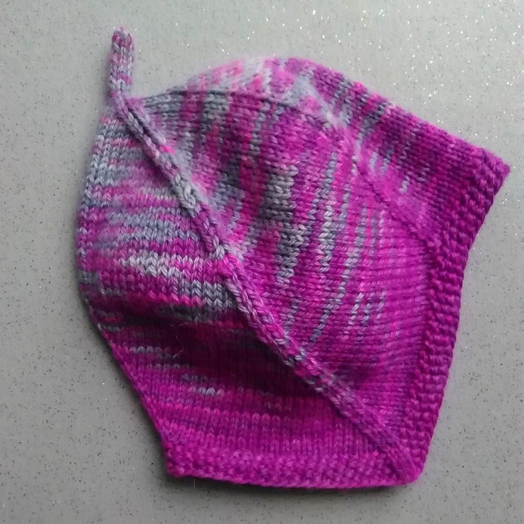 TheWoolKitchen's tweet image. Have a sneaky look on #ravelry @sweaterspotter #penguinpatterns book. (Per orders via her … ift.tt/1TyQCxJ