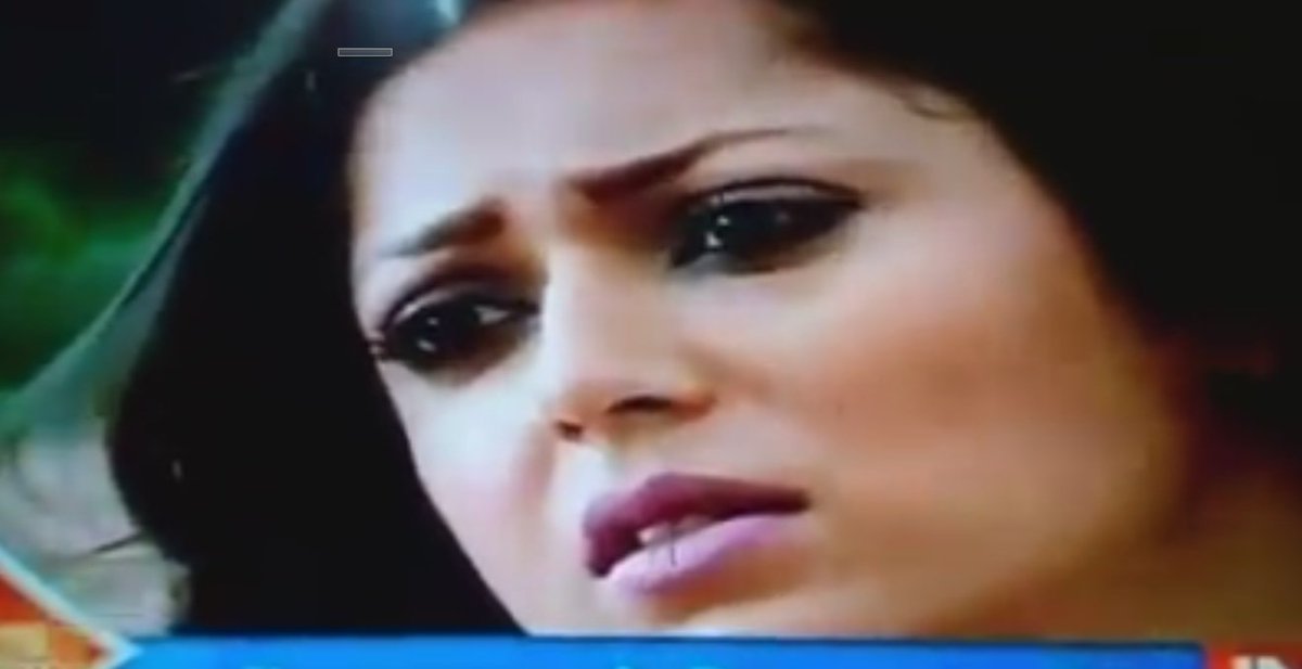 DrashtiSuppoter's tweet photo. India tv seg #EkThaRajaEkThiRani  
https://t.co/sfpIAfyX9Z https://t.co/vyPQHZcfrv
