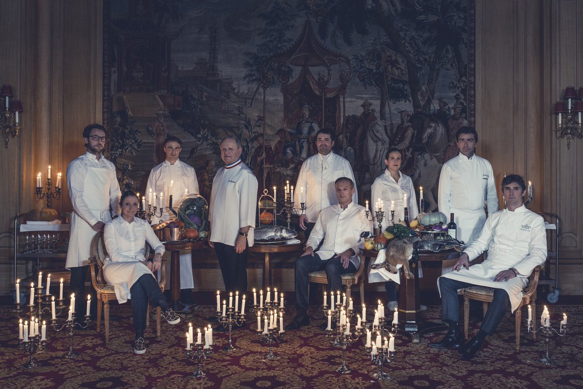 frgaudry's tweet photo. La revanche du Grand Restaurant : la photo-évènement et mon enquête dans @LEXPRESS_Styles https://t.co/Muqxge3phK https://t.co/6llMZFytnl