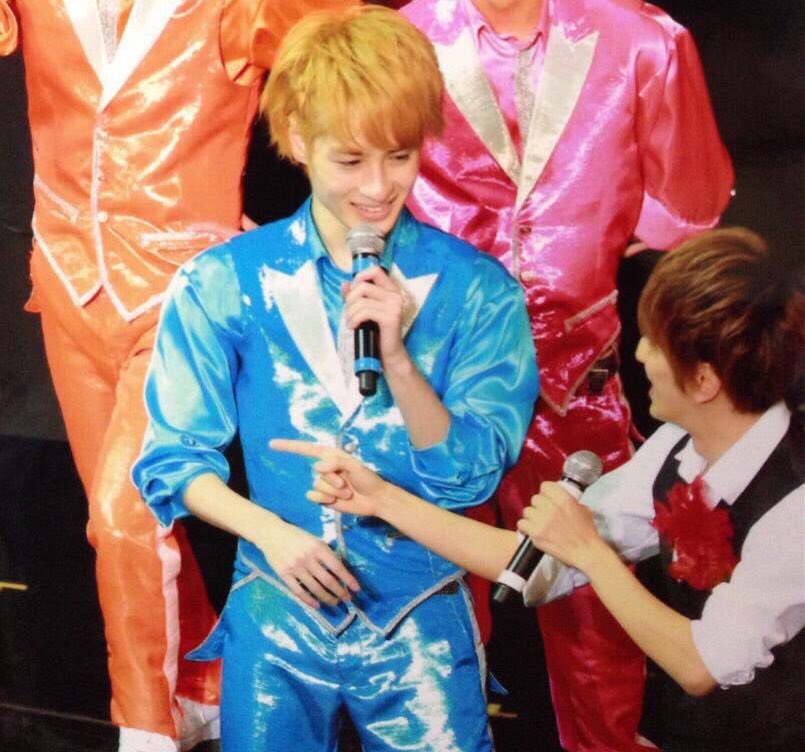 WEST_todoke's tweet photo. だって俺あいつのこと大好きやねんもん

名前をだしちゃいけない存在になってしまったけど

みんなの中に貴方は居続けて…

みんなに愛されている存在で…

誰も貴方が関西Jr.にいたことは忘れません https://t.co/yaUawDP7me
