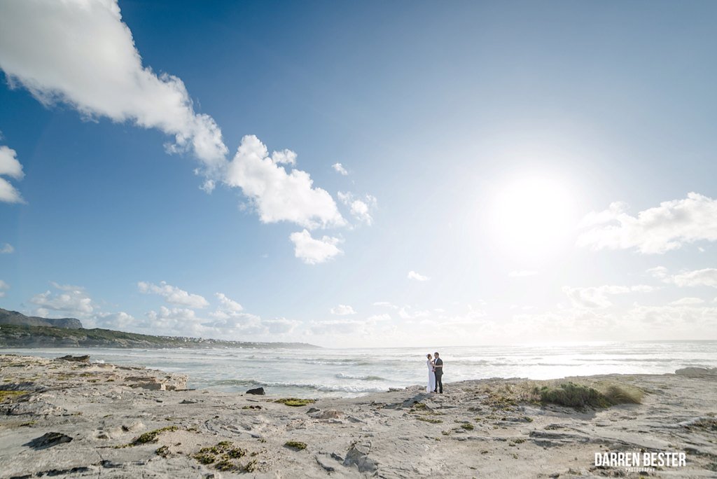darrenbester's tweet photo. Thys &amp; Ria's wedding is online now - A beautiful celebration at @DUijlenes - https://t.co/FSbkIed36h
#wedding https://t.co/KcXh8jyyMs