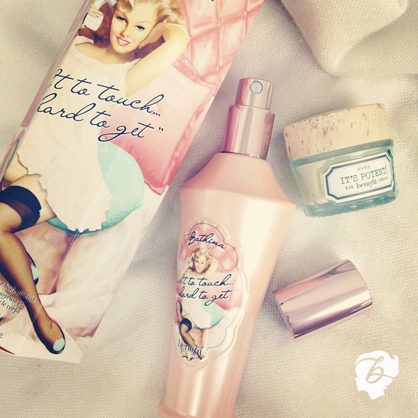 BenefitID's tweet photo. Soft and velvety skin is here to stay!The #Bathina body oil is ideal for hydrating the body.Experience it,#gorgeous! https://t.co/IucjkGuf8R