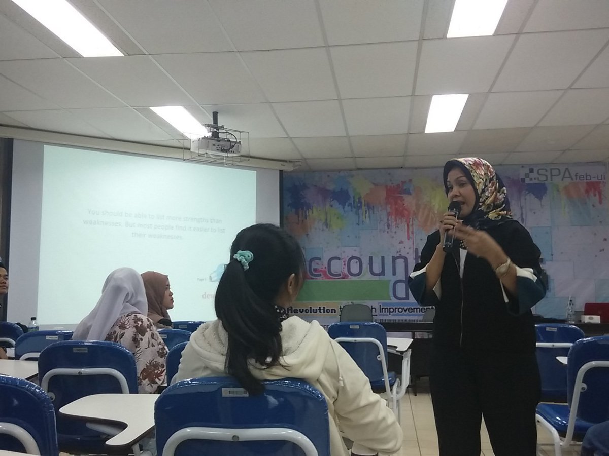 Sesi Training Personal Branding Accounting Days 2015 bersama Ibu <a href="/DewiHaroen/">Dewi Taviana Walida</a>
#RevolutionThroughImprovement