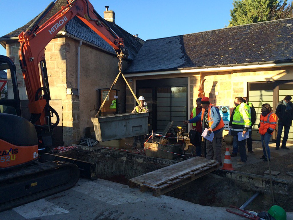 Sur chantier PRM Jugeals-Nazareth(19). L'1 des 65 en cours de construction. #SDAN cc <a href="/RegionLimousin/">Région Limousin</a> <a href="/AgglodeBrive/">Agglo de Brive</a>