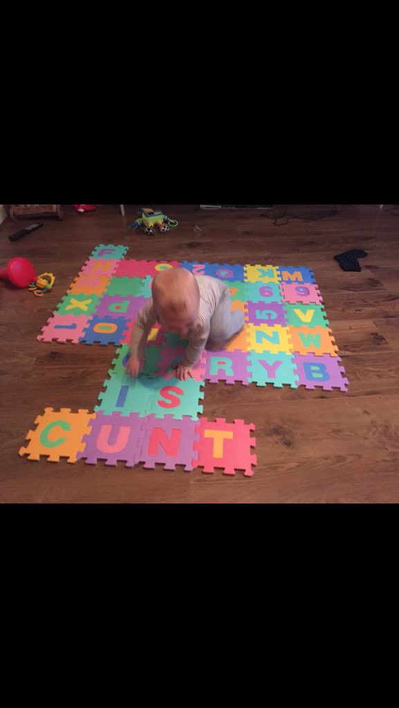 StGaryB's tweet photo. Unbelievable! Look what my supposed mate #isthepubopenyet has got his ten month old son doing? π€ https://t.co/WyCIYYcRSo