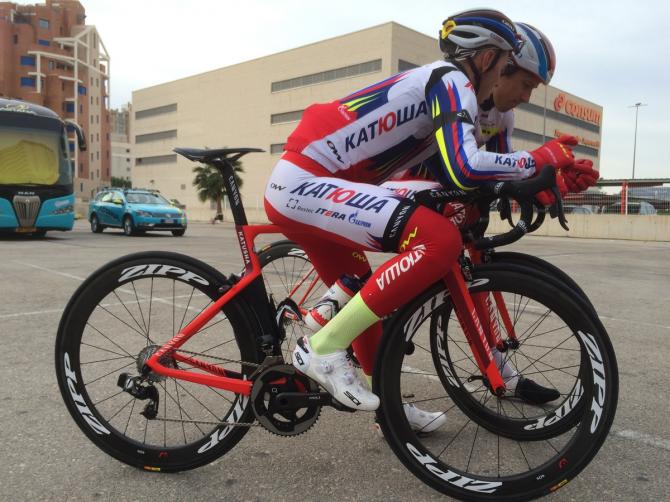 Cyclingnewsfeed's tweet photo. Katusha has @SRAMroad e-Tap electronic gears on their @canyon_bikes. Check out this gallery. https://t.co/lMxMYSDY0r https://t.co/a92j20koKx
