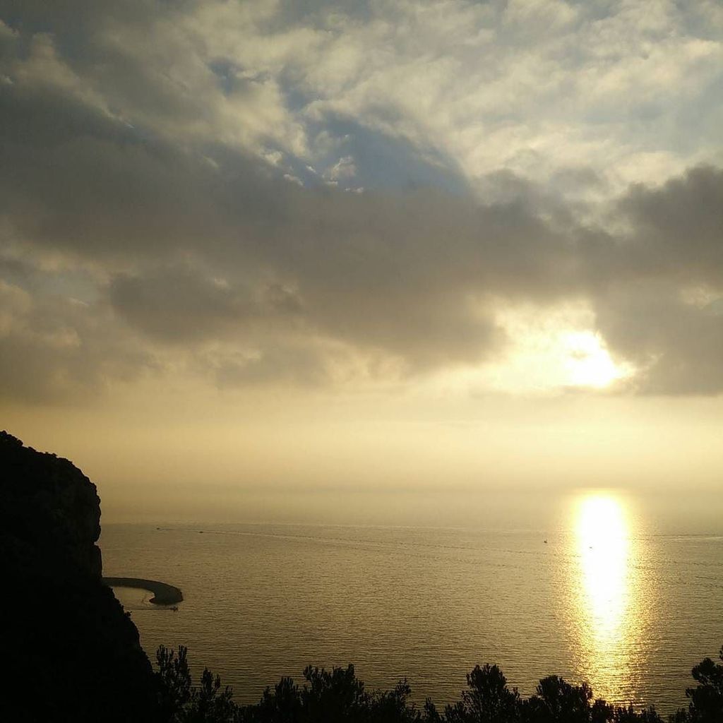 cat_testimo's tweet photo. Bon dia des de les costes del garraf! #garraf #Sitges #costesdelgarraf #igsitges #igerssitges #igcatalunya #catalun… https://t.co/rHuYrxu8Qw