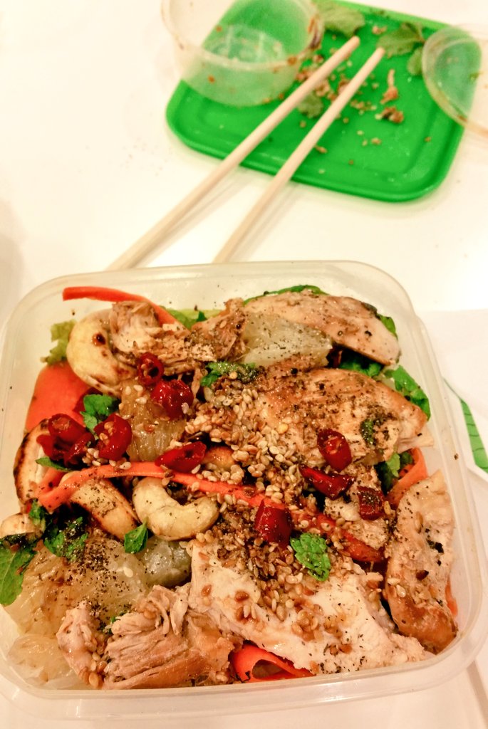 s_tailor's tweet photo. #Cleaneats lunch for the week: inspiration from travels in #cambodia. #pomelo salad #protiengains #holidaybod https://t.co/5GvB9V7QnJ