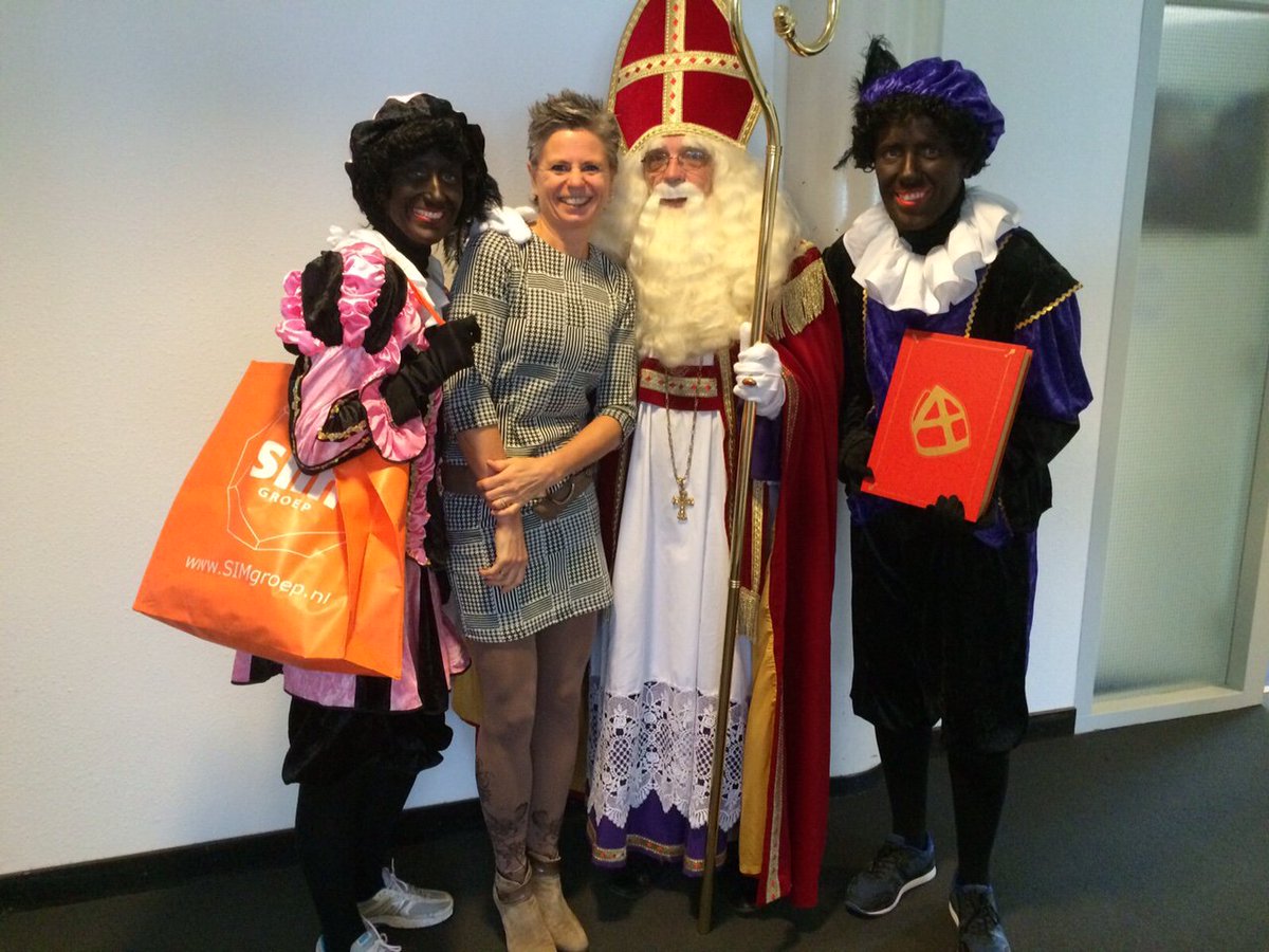 SIMgroep's tweet photo. #Sinterklaas heeft voor SIM een bezoek gebracht en een gedicht voorgedragen aan @Binnenmaas #ishw https://t.co/jYRjZqYUd6