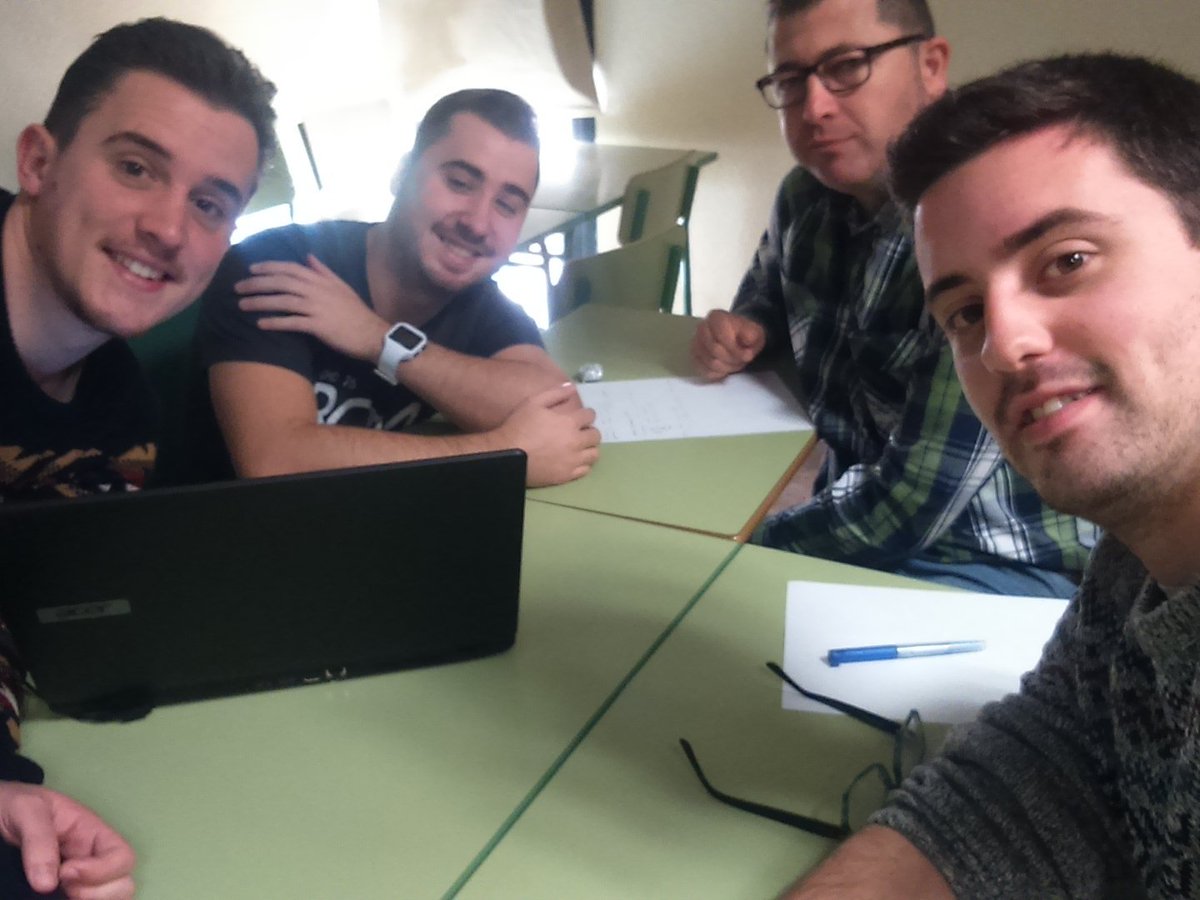 portatic's tweet photo. Trabajando con las Startup educativas!! #aplicatic #PortaTIC https://t.co/I3yOb0CfhZ