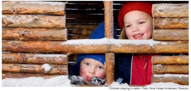 NoruegaenEspana's tweet photo. En Navidad los noruegos imaginamos cabañas, nieve, renos, deliciosa comida y felicidad. https://t.co/6kslPtHZE7 https://t.co/a8Iq01Oz4g