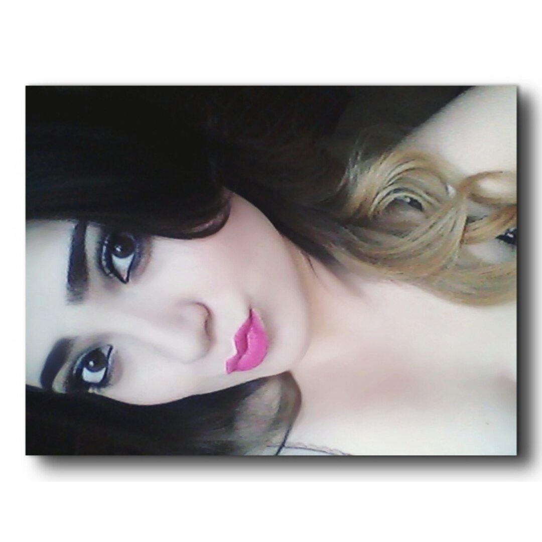 Hello_ImGamer's tweet photo. 🎶 De un día a otro me volví tu mega fan y ya eres mi persona favorita. 🙆😍😘 https://t.co/nB5ZtSLCUb