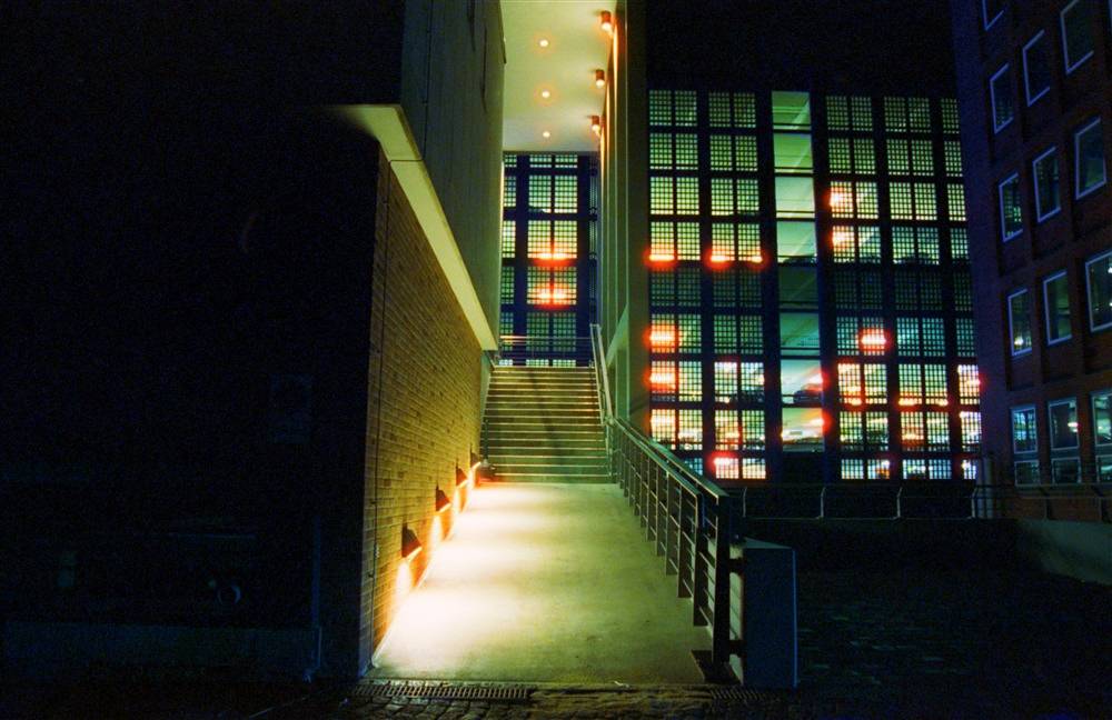 lomography's tweet photo. Five Films for Low Light Conditions https://t.co/9TSB9j6vxT https://t.co/4PuGBGaWOk