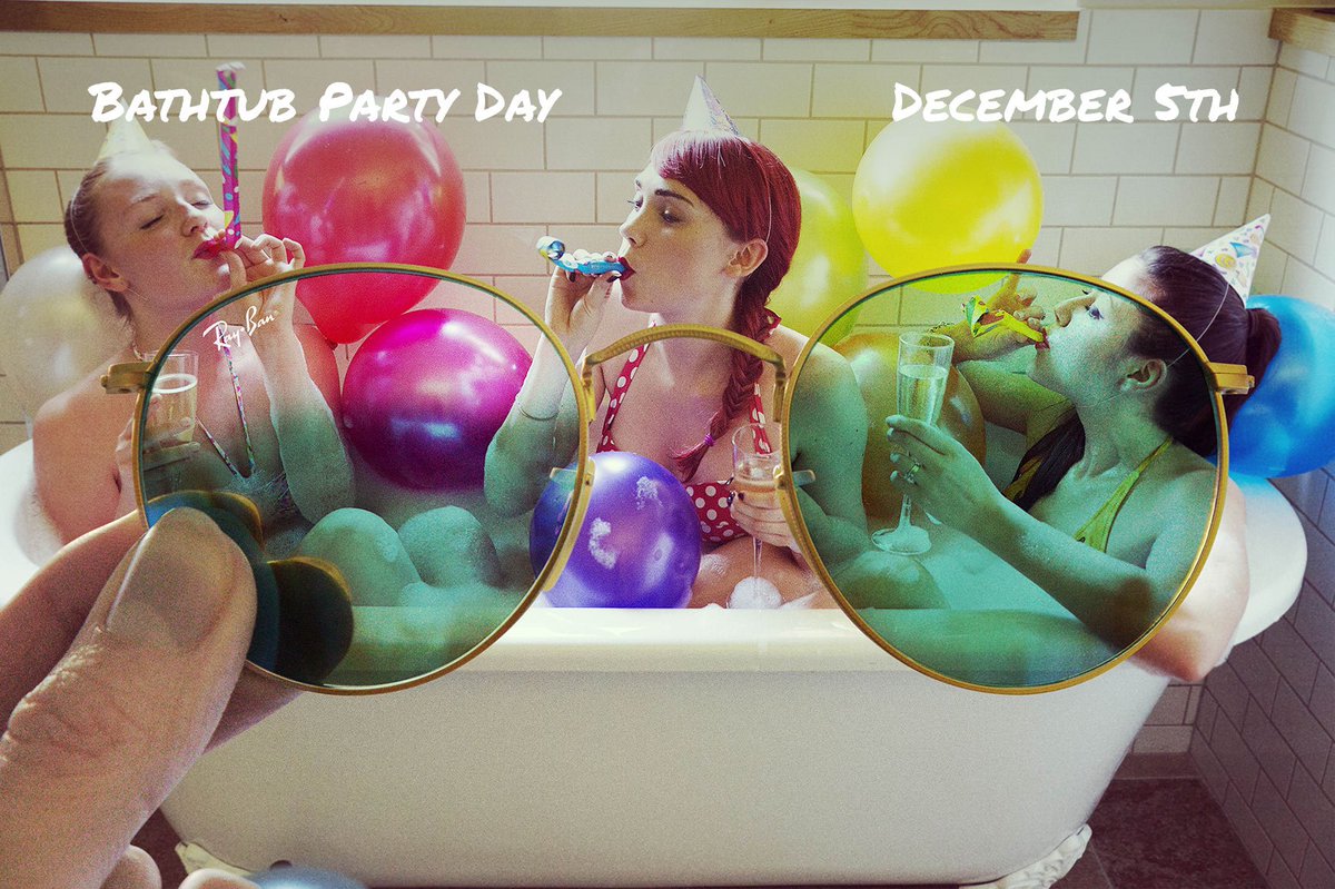 ray_ban's tweet photo. Bathtub Day // December 5 // #RayBanRound RB3447 001 // https://t.co/uon9NidODY https://t.co/4H3kj38Uaa