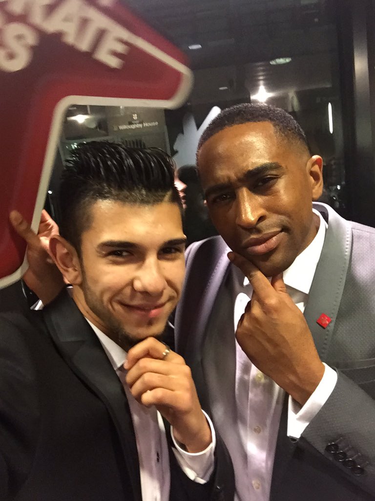 SelfieEvc's tweet photo. Late upload of yesterday evening at the #CelebrateSuccess with the one and only @itsAJKING #princestrust 👌😎👔 https://t.co/6rTAgOkVgH