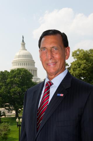 GO2forLungCancr's tweet photo. @RepLoBiondo tells us why he is prioritizing #lungcancer and why you should too! #LCcaucus>> https://t.co/6L1wmEmWcq https://t.co/cMoaDqEQMC