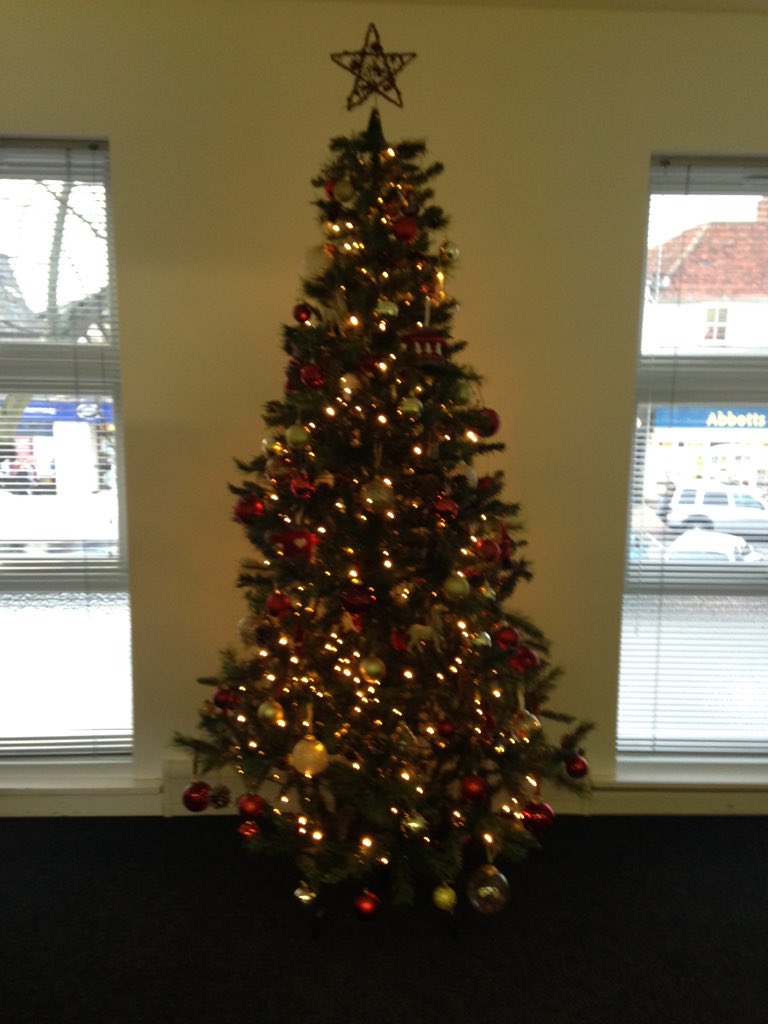 YummyJobs's tweet photo. It's starting to look a lot like Xmas here at Yummy HQ! π²βοΈπ #xmas #treebling https://t.co/wg5QSF2cZK