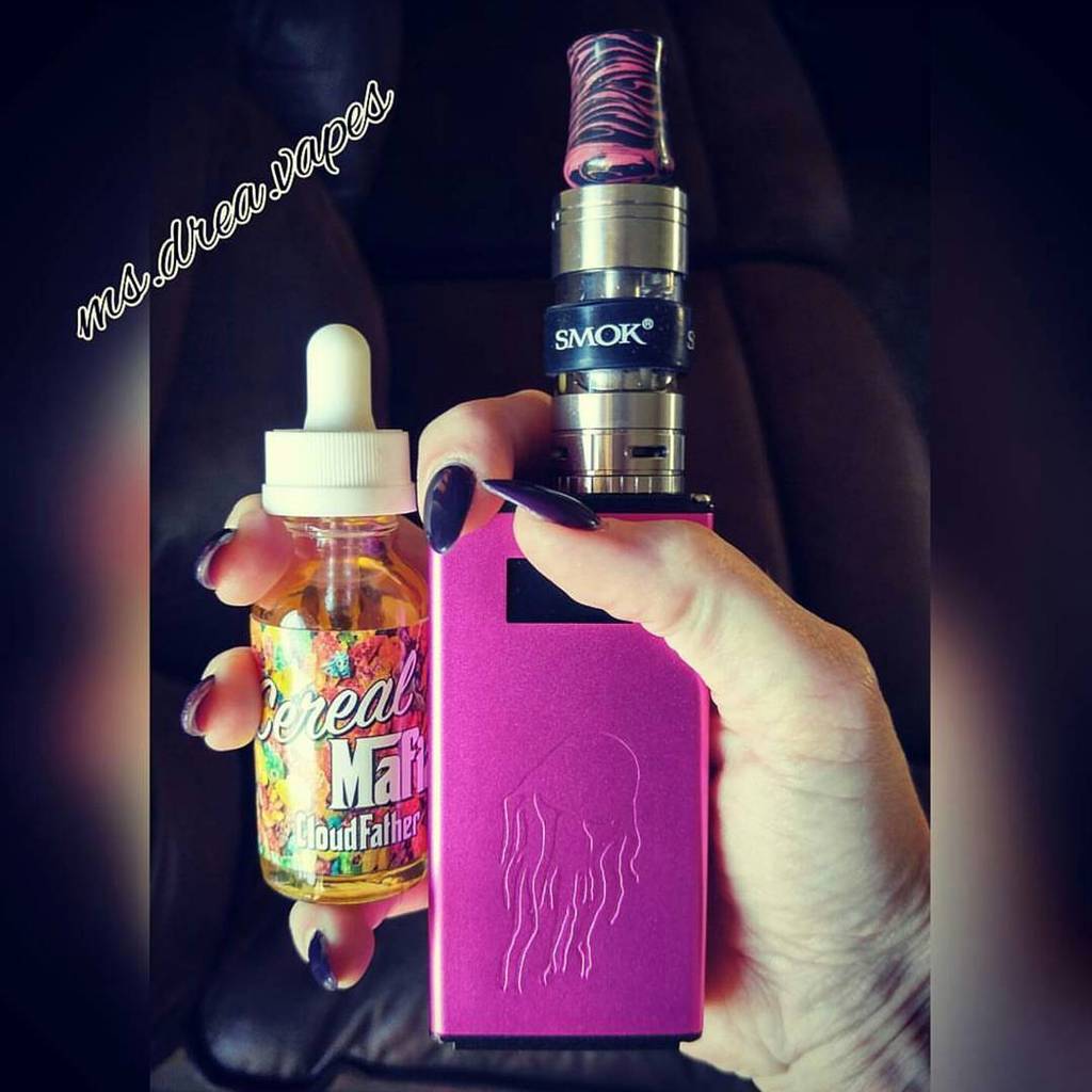 CerealMafia's tweet photo. Repost @ms.drea.vapes
・・・
Happy Saturday loves! Need my @cerealmafia #cloudfather fix this morning with my lotus je… https://t.co/5zTF9I54PL