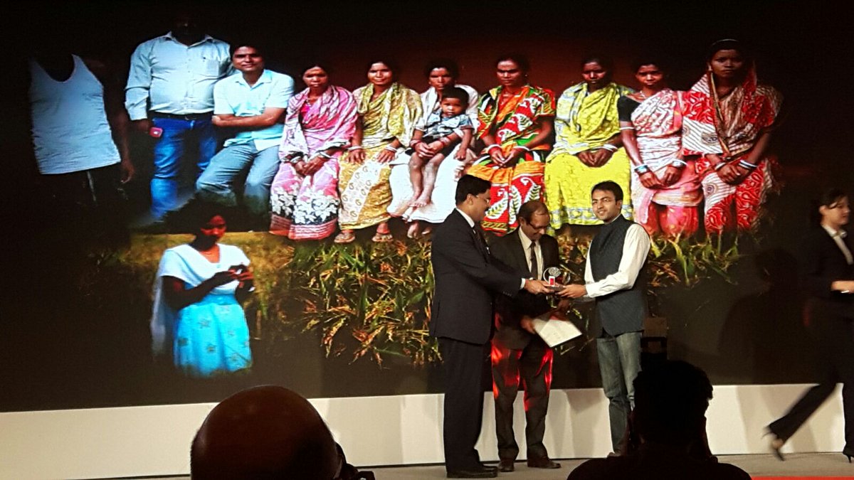vodafoneIN_Fdtn's tweet photo. .@AgrevolutionGr wins the #Mobile4Good15 Award in the For-Profit category for Agriculture & Environment. https://t.co/efVvLI8WfD