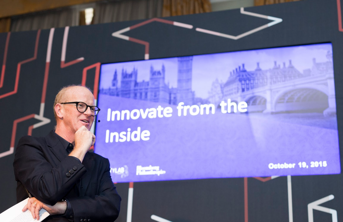 BloombergCities's tweet photo. #tbt to Charles Leadbeater leading a discussion w. @mayorhancock & Charlene Han, PS21 Deputy Director #CityLab2015 https://t.co/X513Q1hTpc