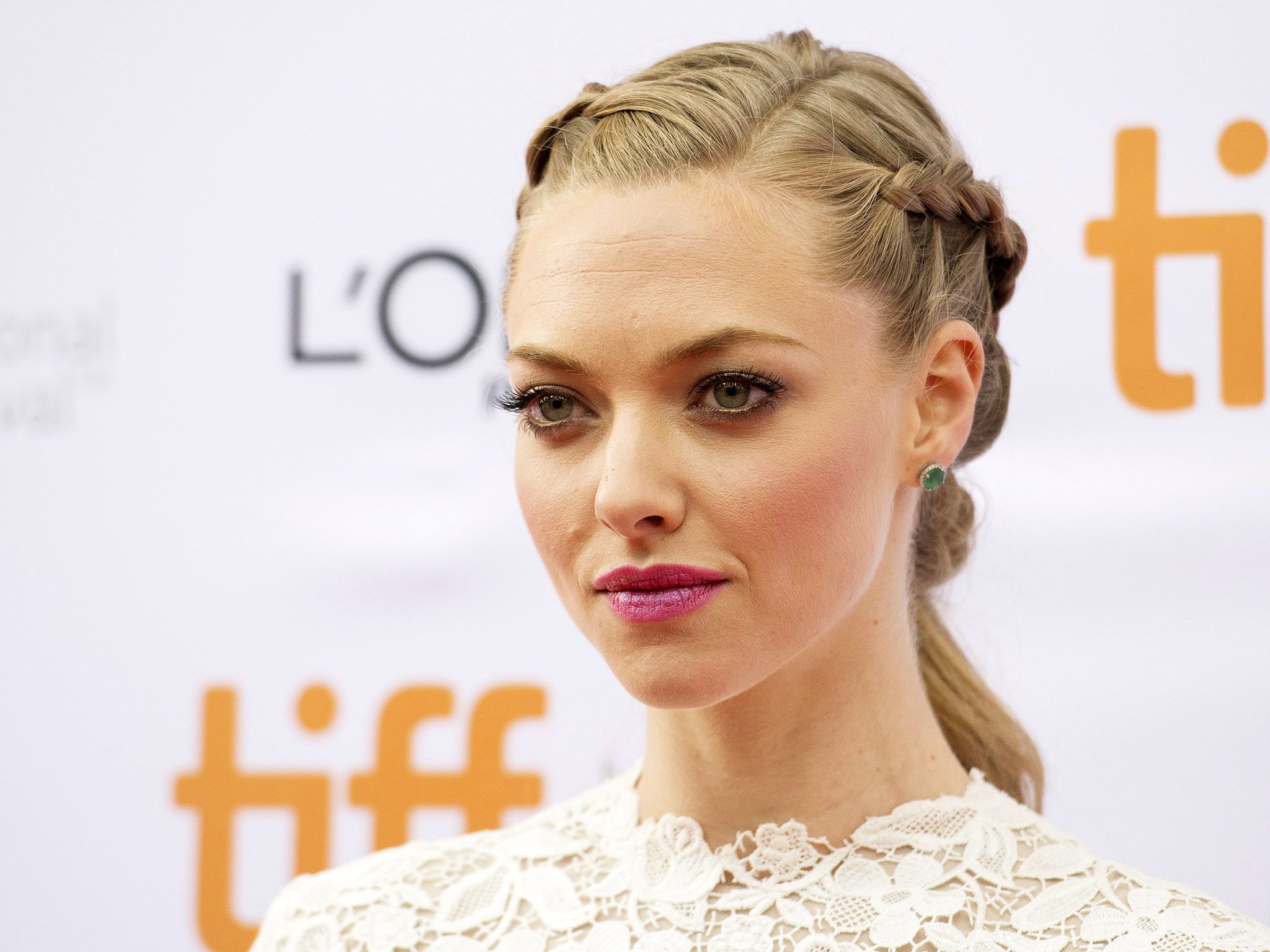 Happy 30th birthday Amanda Seyfried! Can\t wait for your new movie to drop! |  