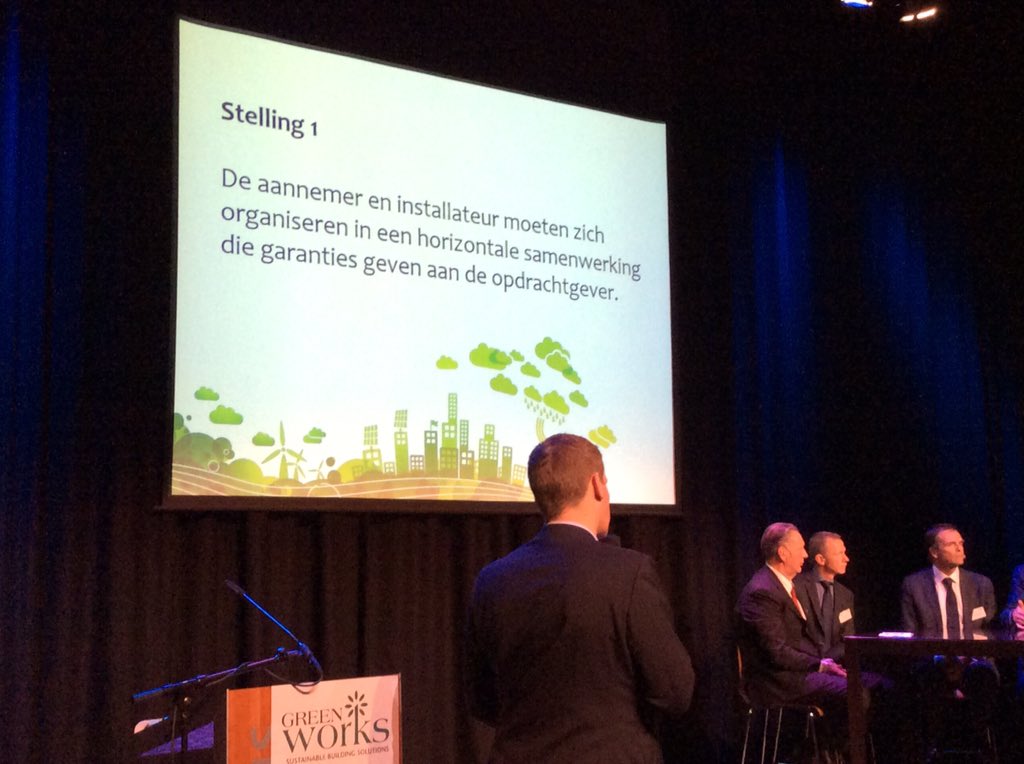 Debat tijdens #GreenworksCongres <a href="/claudiareiner01/">Claudia Reiner</a> <a href="/PeterFraanje/">PeterFraanje</a> <a href="/BramAdema/">Bram Adema</a>