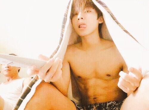 vbts3sistar's tweet image. 中3の01lineでテテぺんです！
♯BTS好きな人と凄く絡みたいのでRTくれた人必ずお迎え行きます♡
♯armyと絡みたい
RT拡散お願いしまーす(๑˙³˙)❤︎