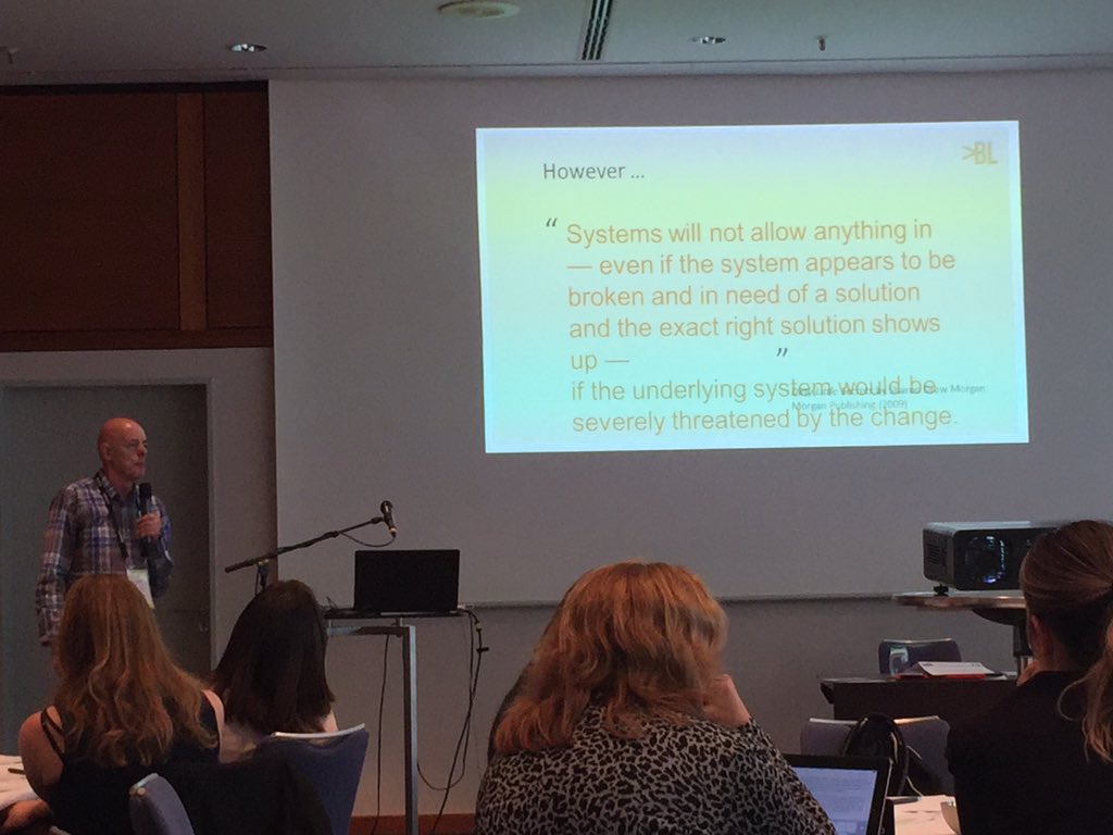 peter_andresen's tweet photo. Small wins then... #OEB15 https://t.co/2ij3fK9hEo